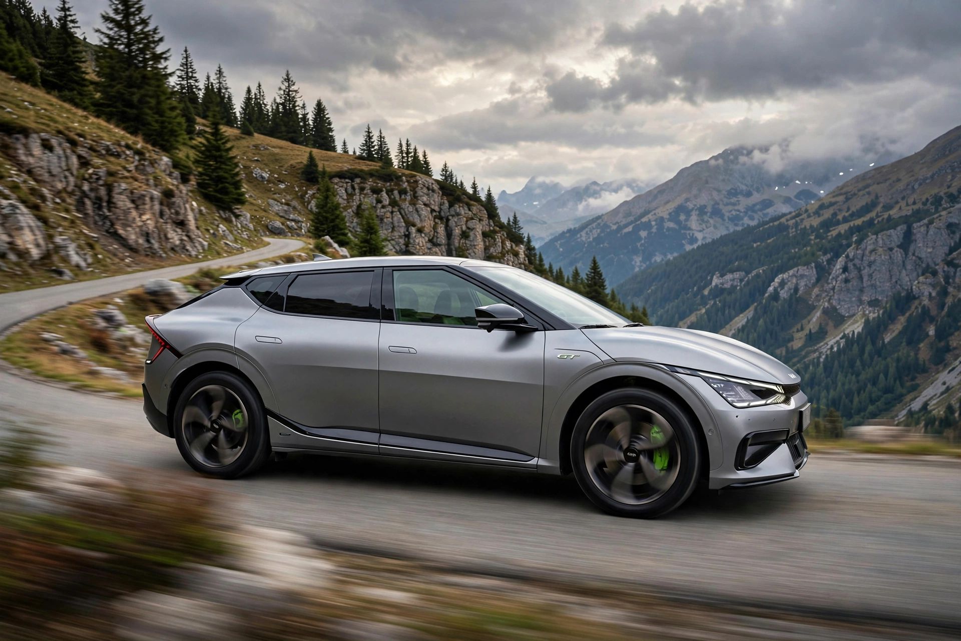 Kia EV6 GT, vista tres cuartos delantera