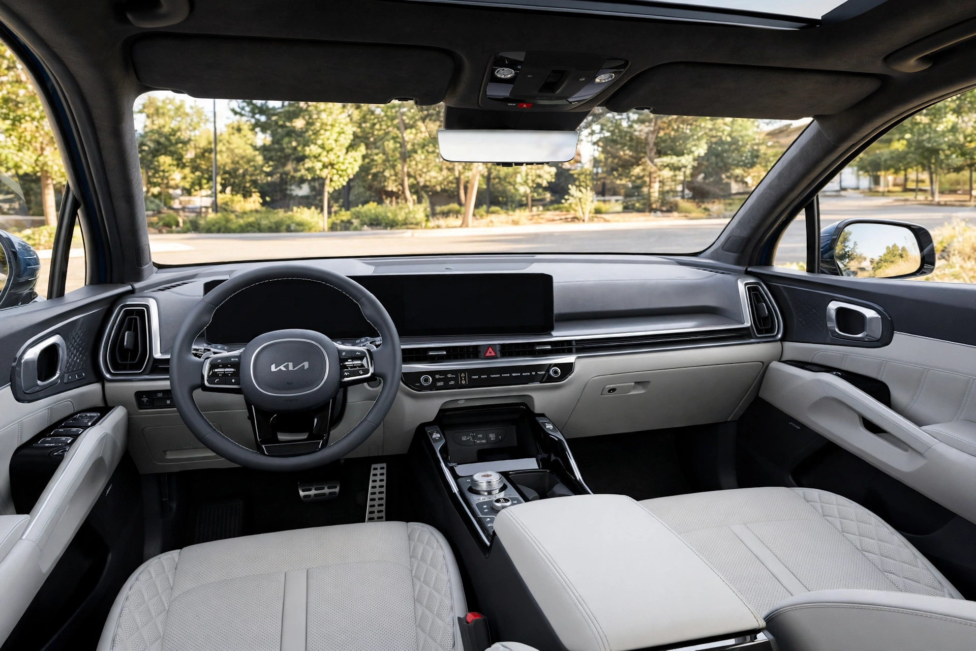 Interior oficial del Kia Sorento Drive 1.6 T-GDi PHEV 252 CV 4x4