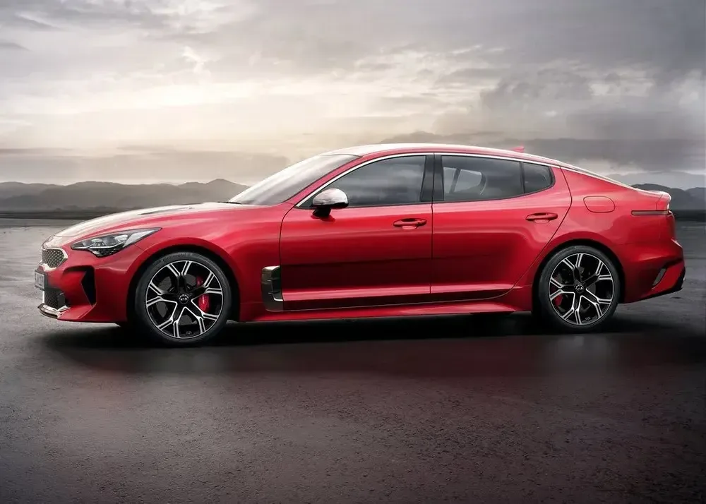Kia Stinger 2024 — exterior