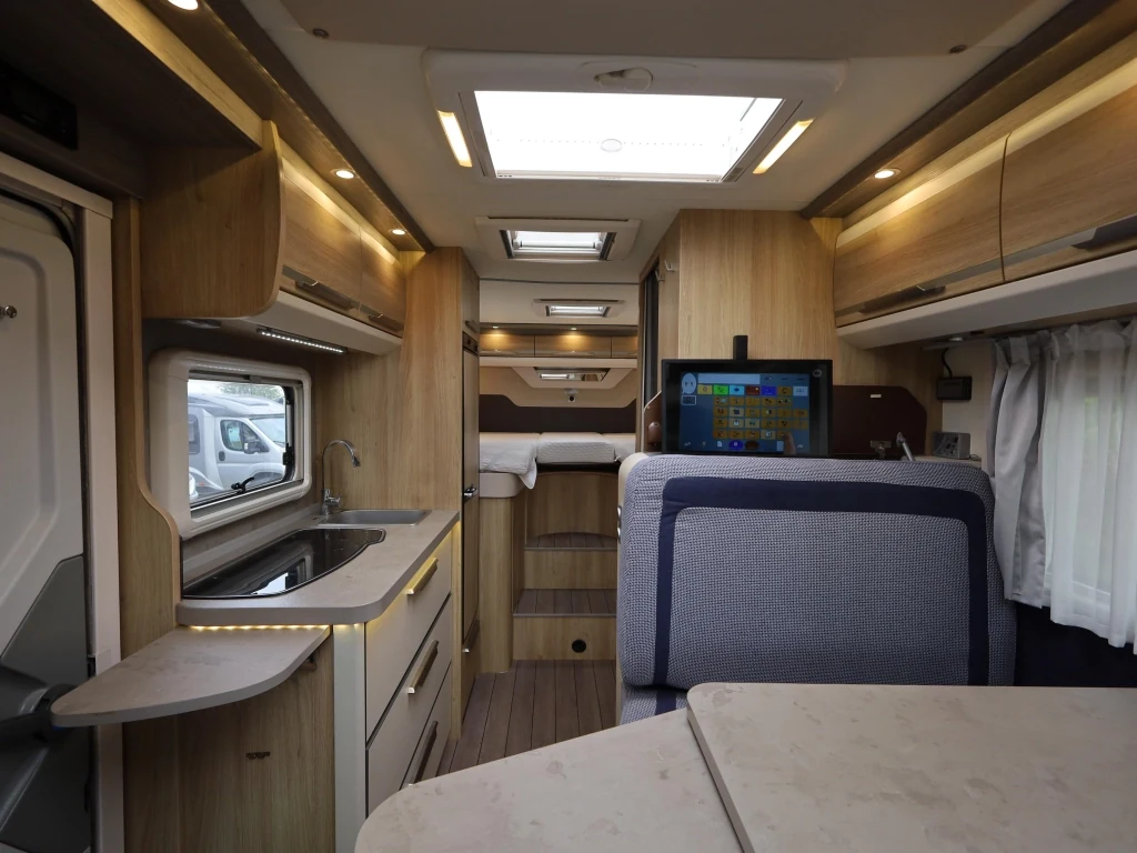 Knaus Sky TI 650 MEG 2026, detalle del interior