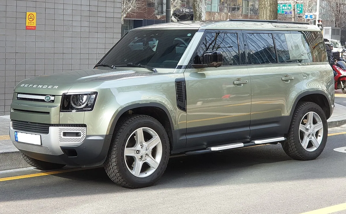 Land Rover Defender OCTA