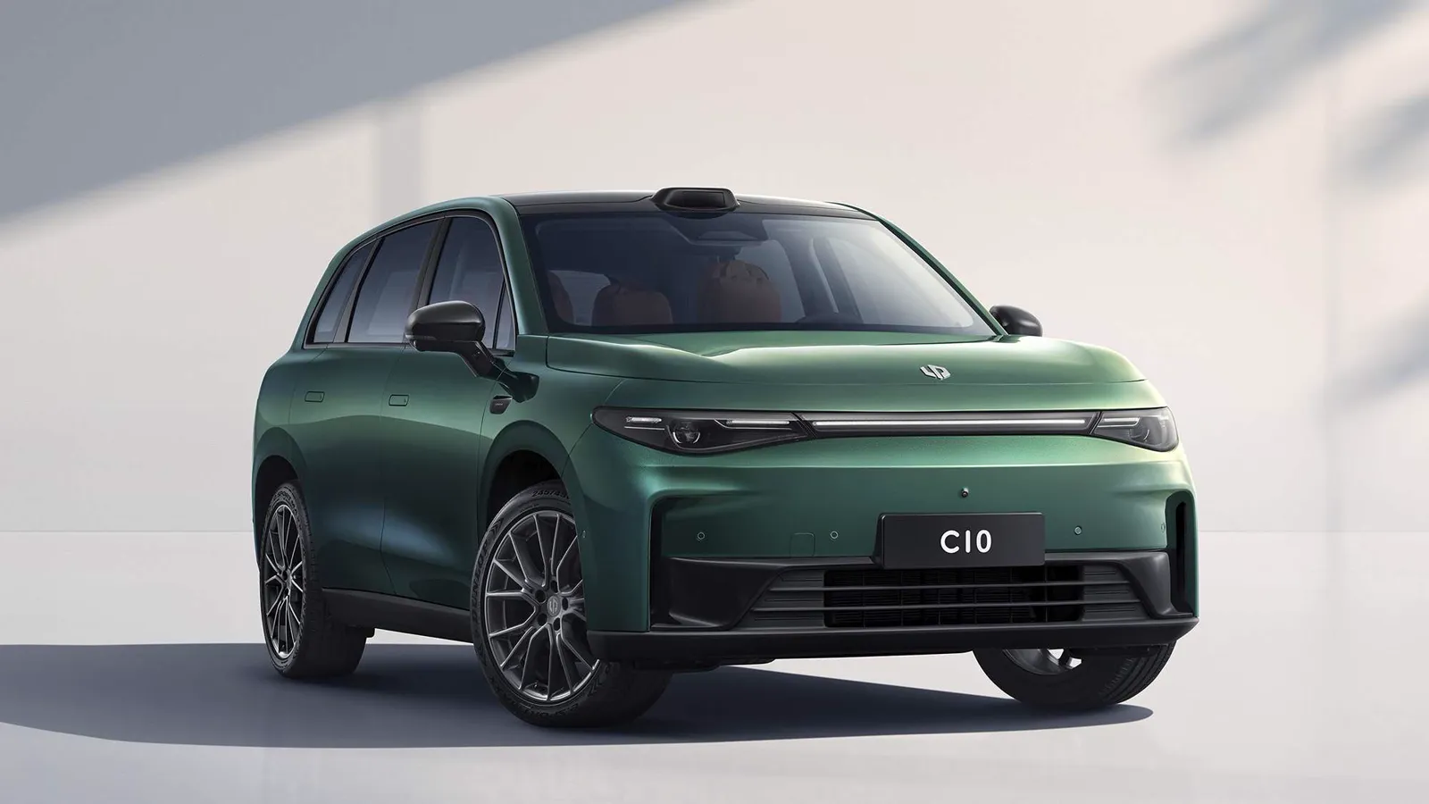 Leapmotor C10, SUV eléctrico familiar, vista lateral oficial