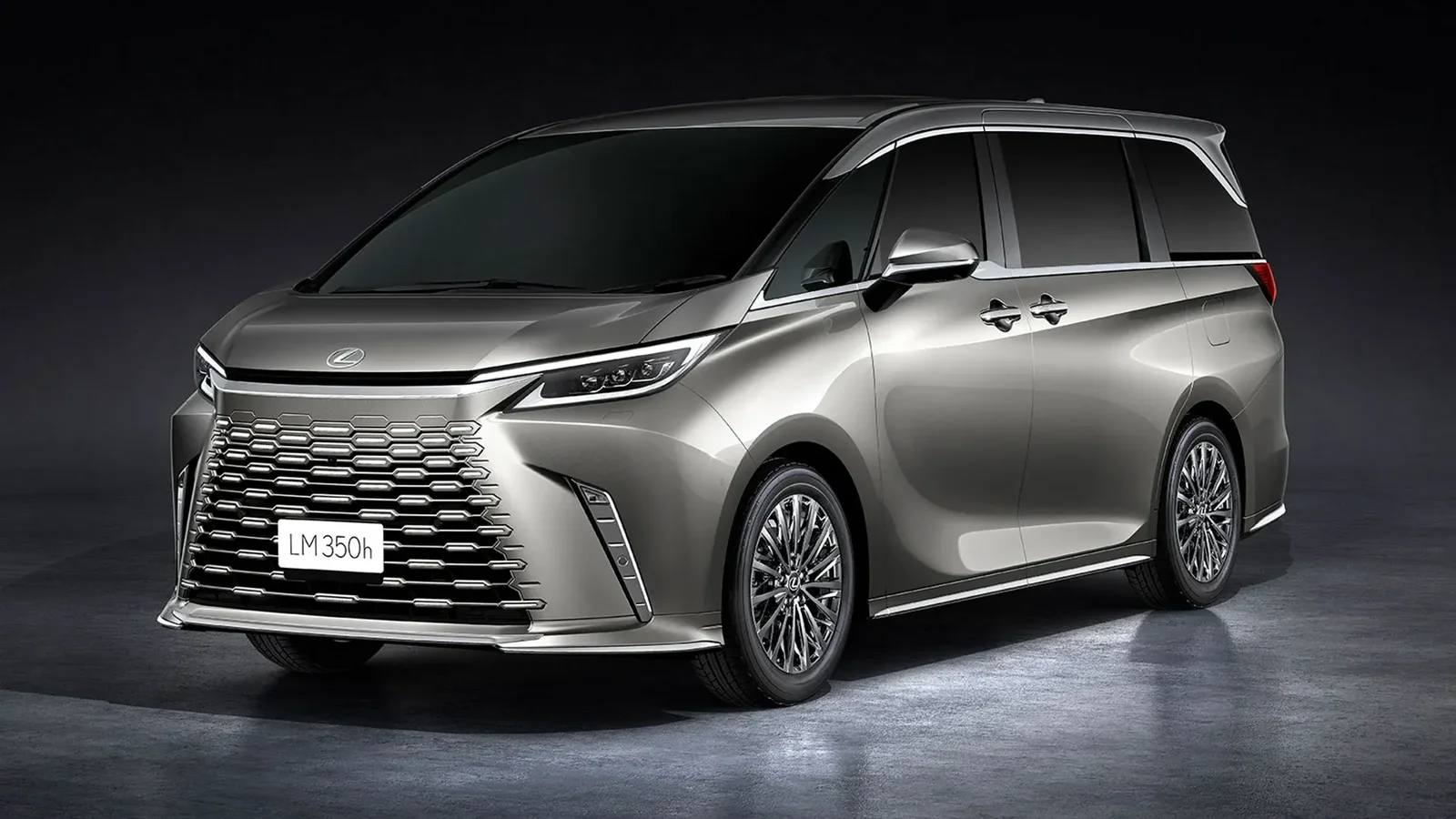 Lexus LM 350h 2024 — vista exterior