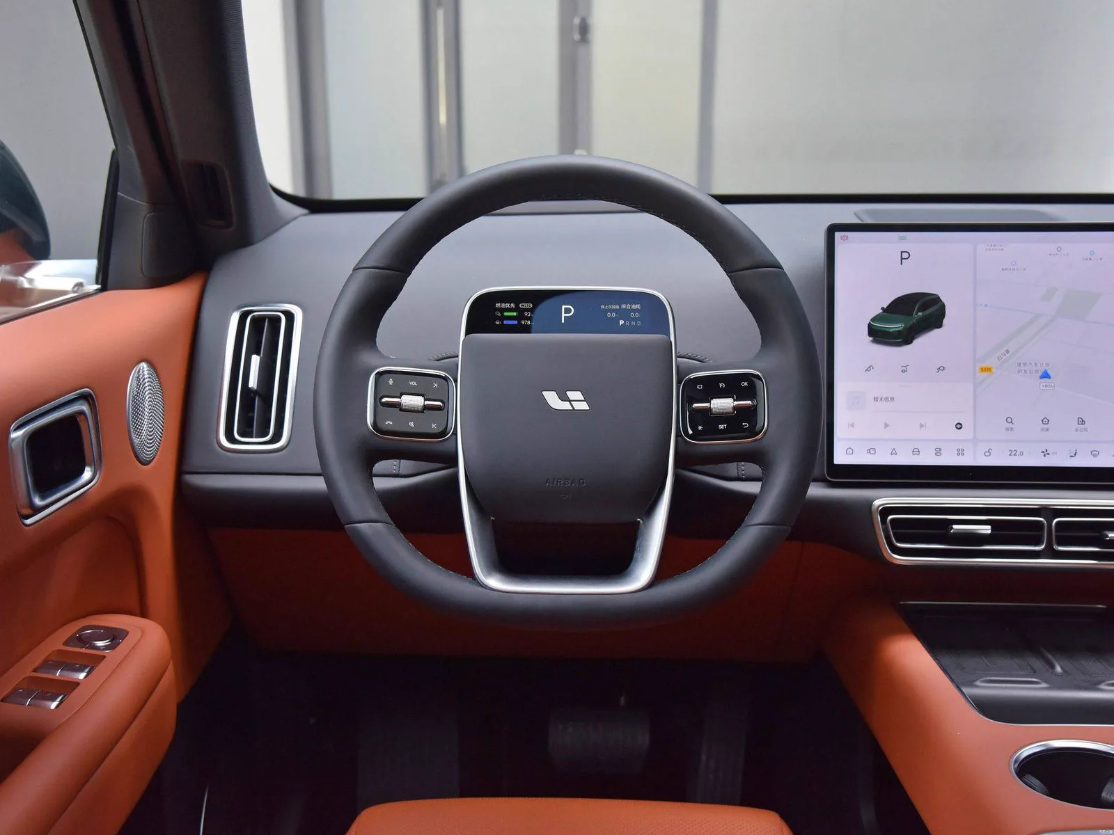 Interior oficial del Li Auto L6