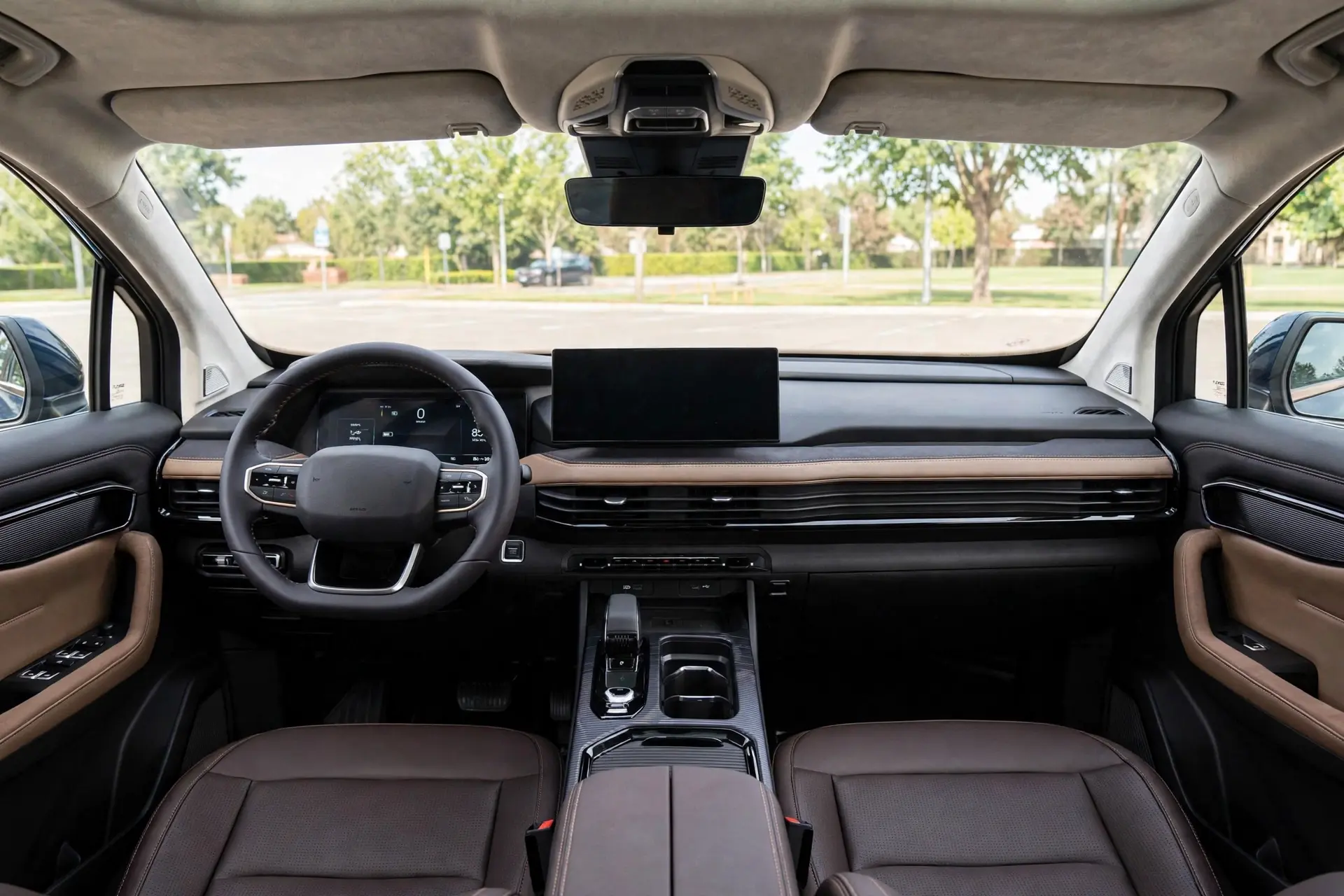 Interior oficial del Livan 9