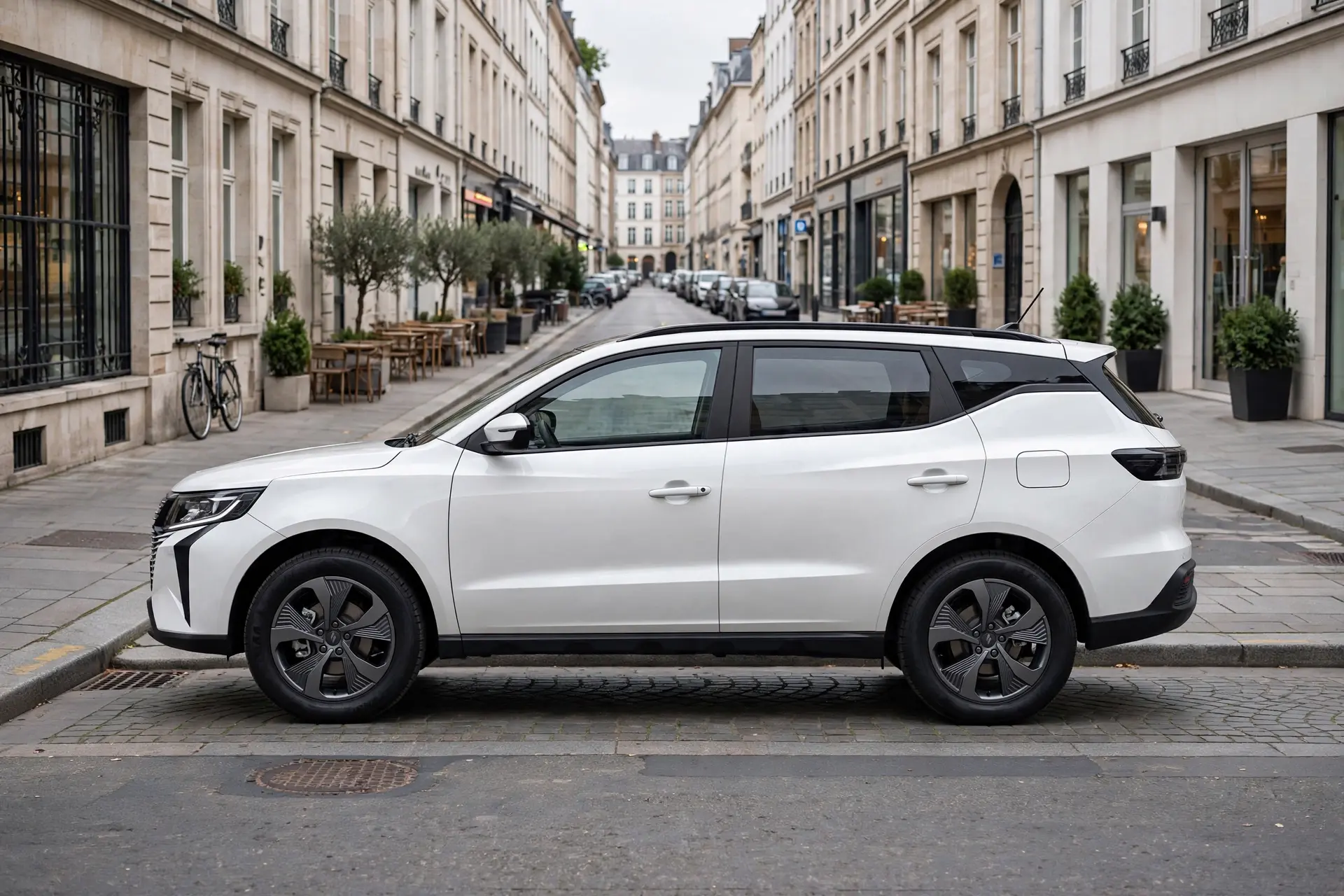 Livan X6 Pro, vista lateral en ciudad