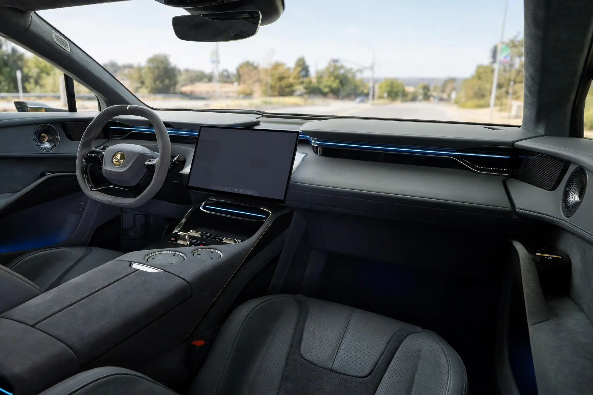 Interior del Lotus Eletre X H1000