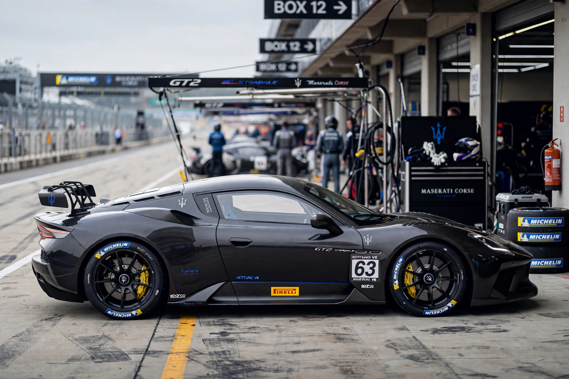 Maserati GT2 Stradale 2025, vista lateral