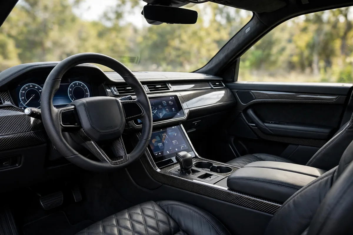 Interior oficial del Maserati Levante Modena