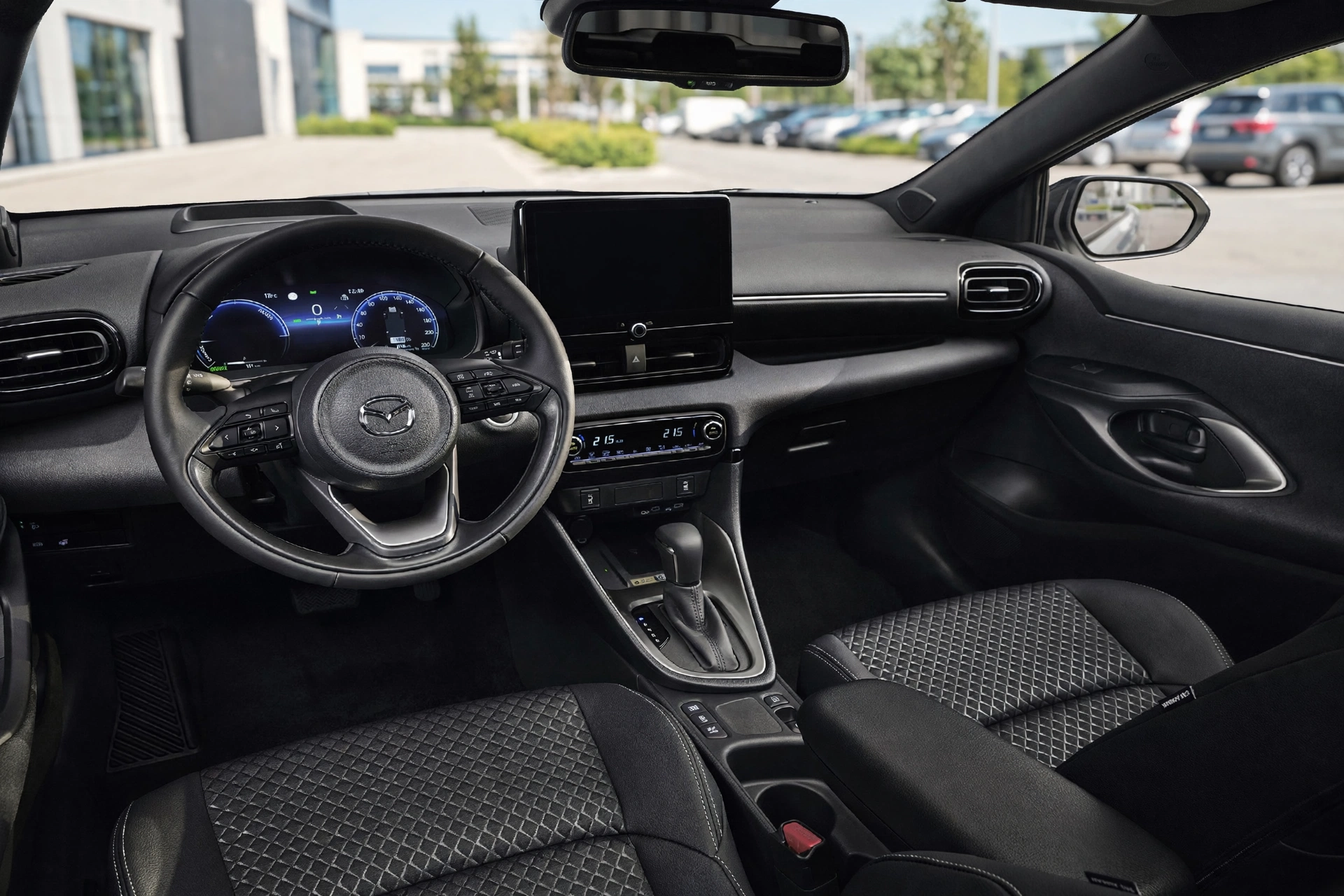 Interior del Mazda2 Hybrid 2026