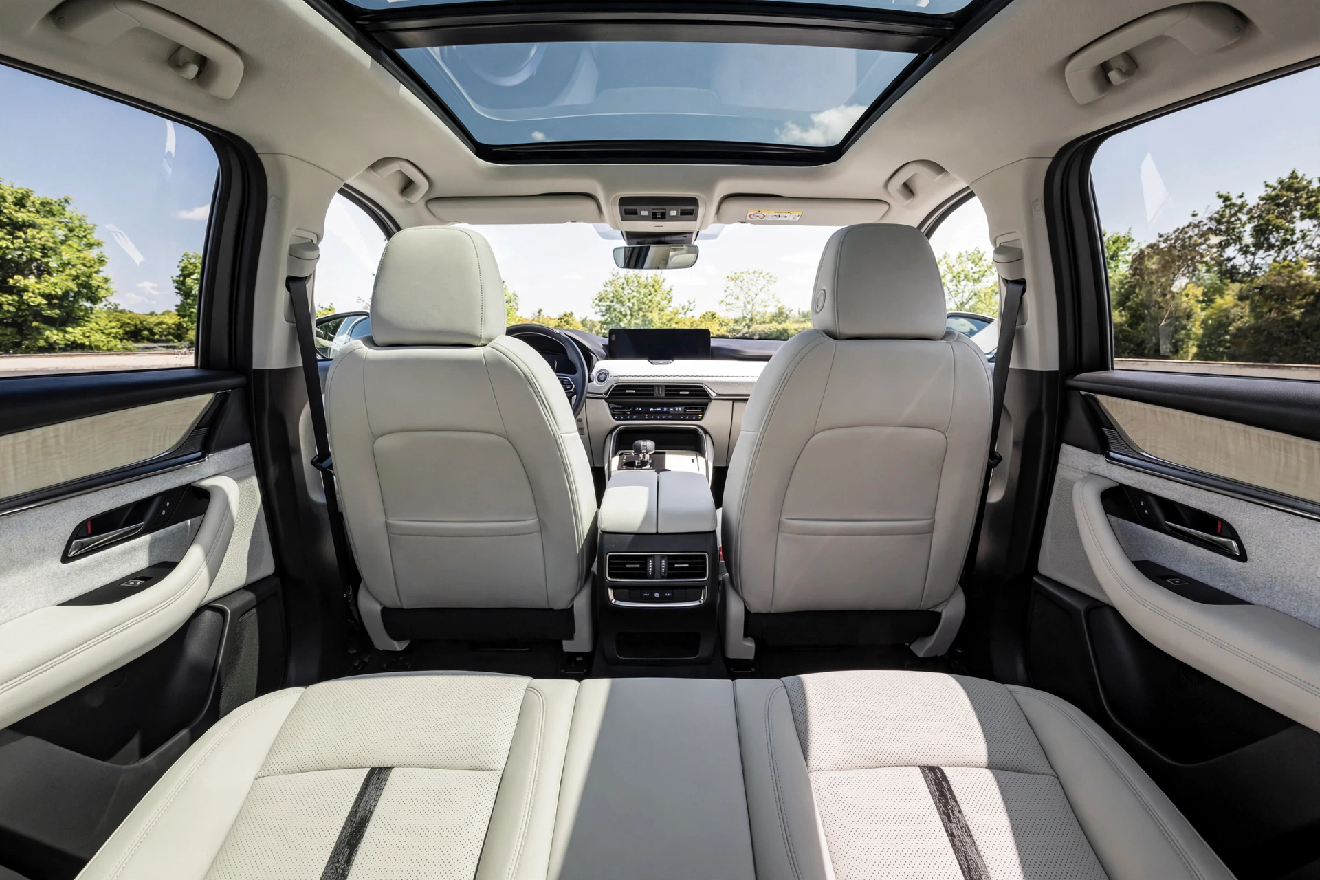 Interior oficial del Mazda CX-60 3.3 e-SKYACTIV D 254
