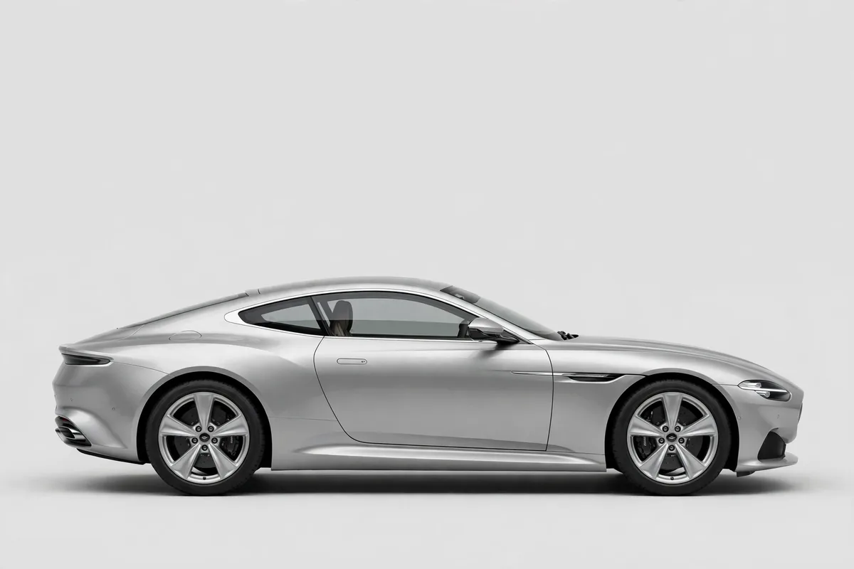 McLaren GT, vista lateral del gran turismo