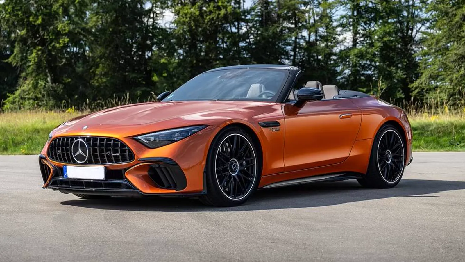 Mercedes-AMG SL 63, vista lateral del roadster R232