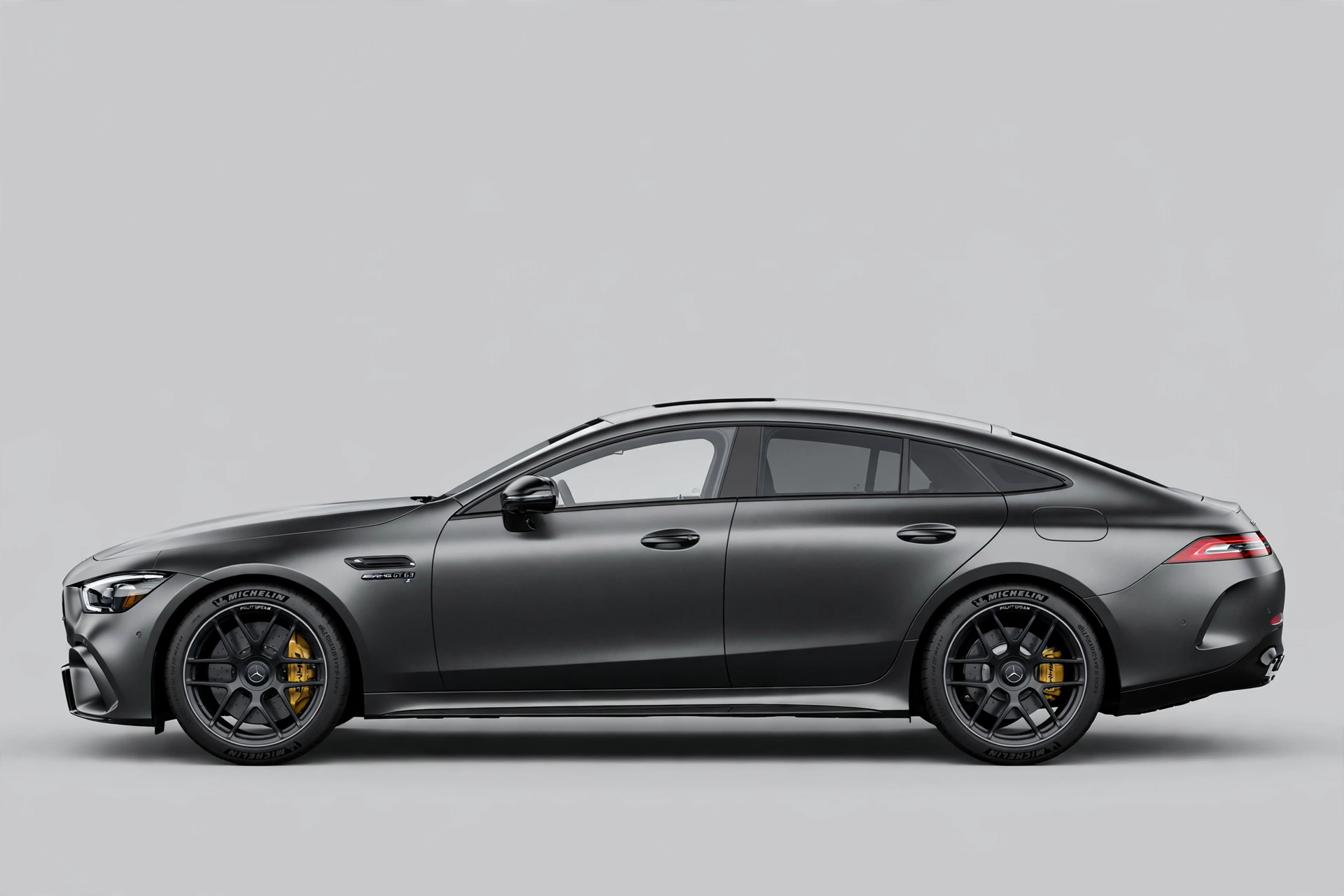 Mercedes-AMG GT 63 4MATIC+ Coupé, vista lateral