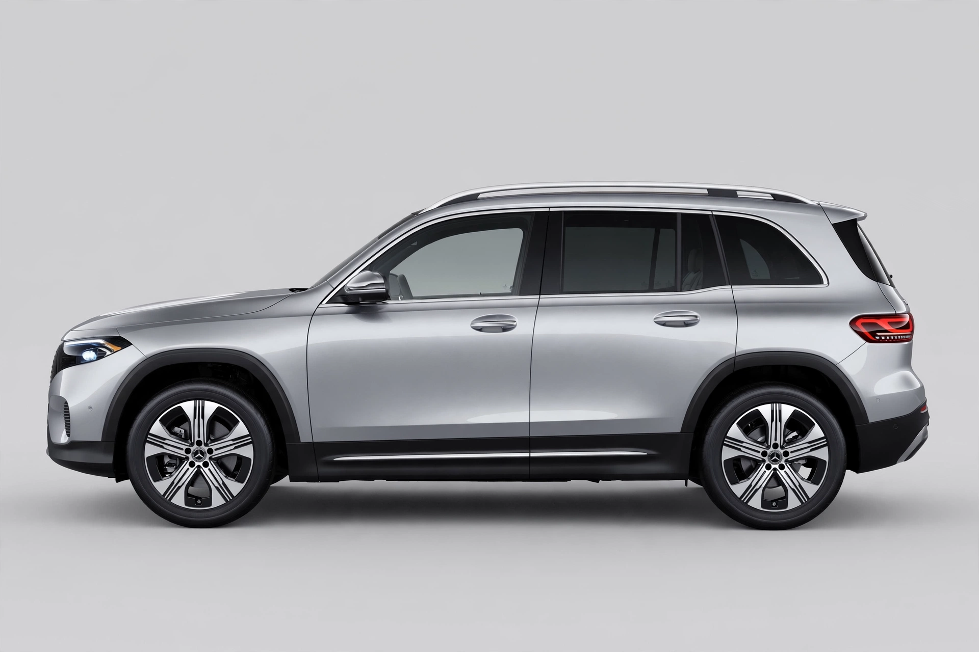 Mercedes EQB 350 4MATIC, vista lateral