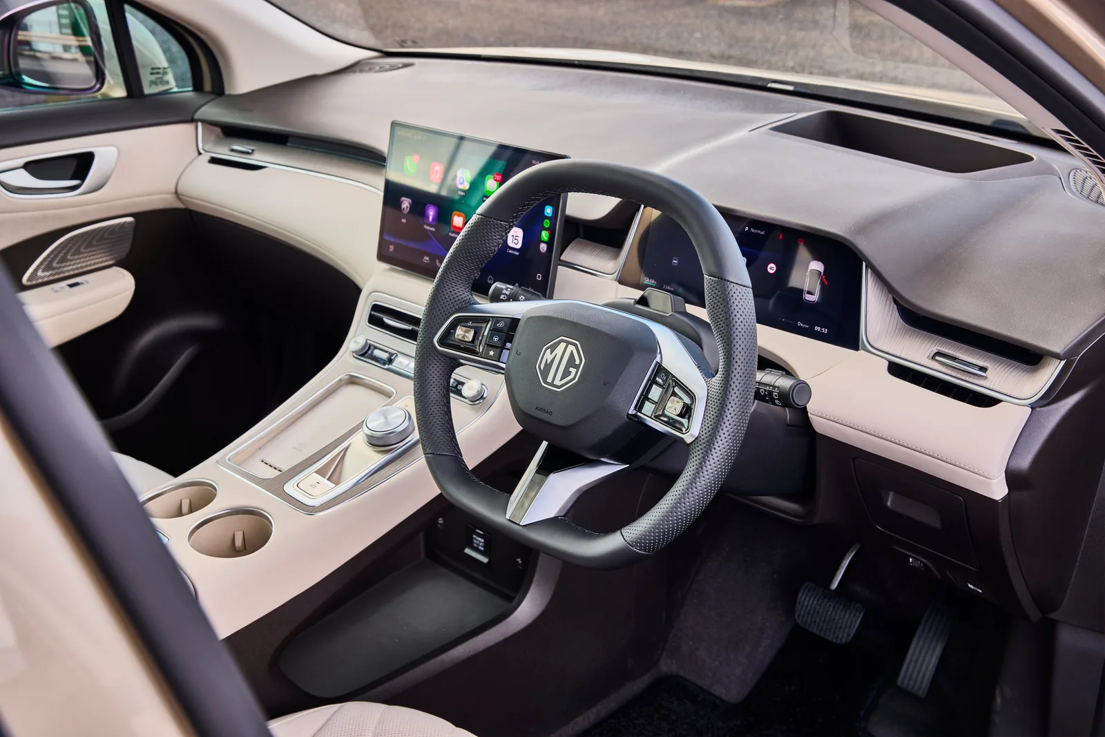 Interior del MG S6 EV