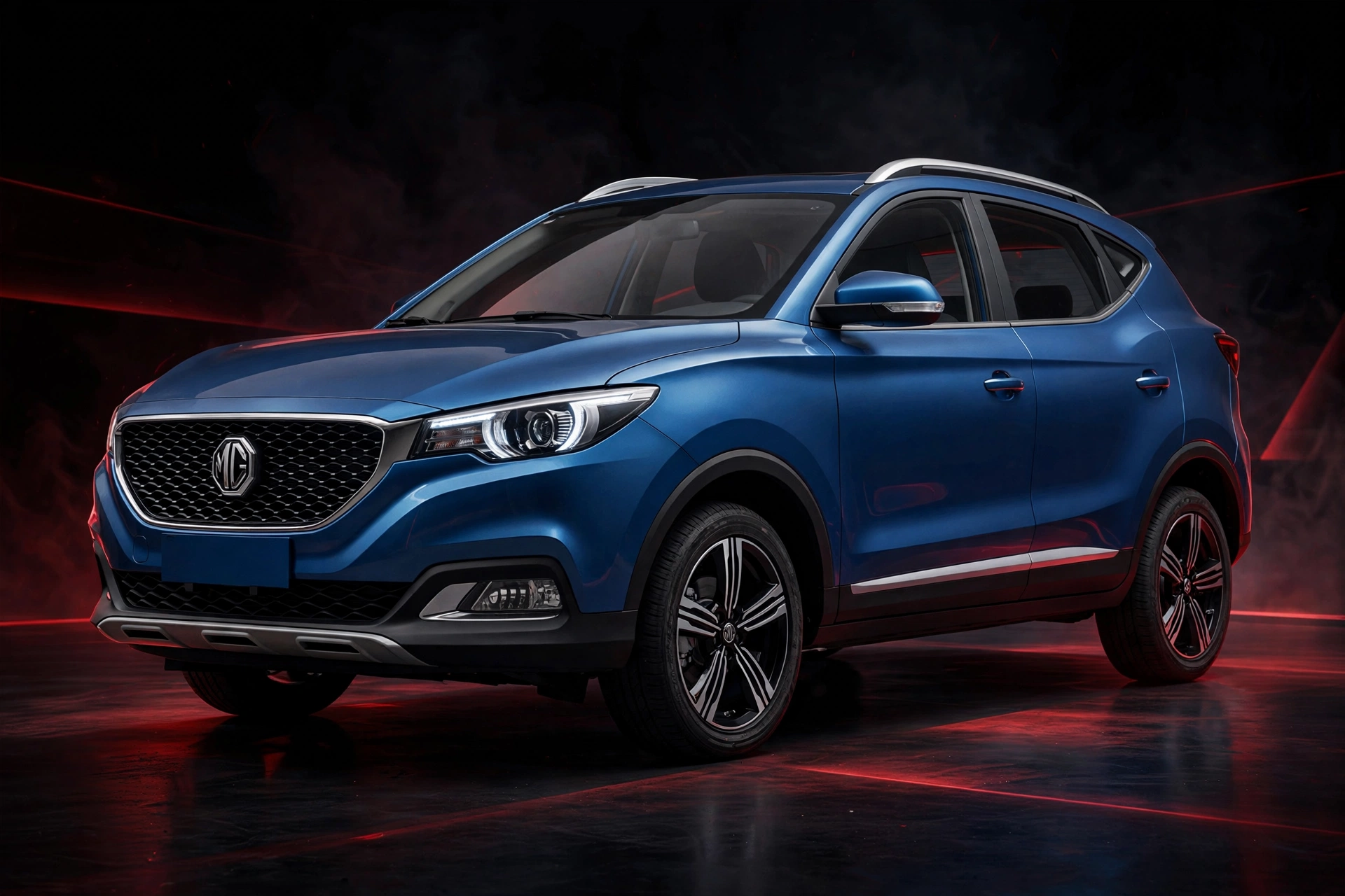 MG ZS 1.5 de gasolina de color azul, SUV urbano de MG, vista tres cuartos delantera