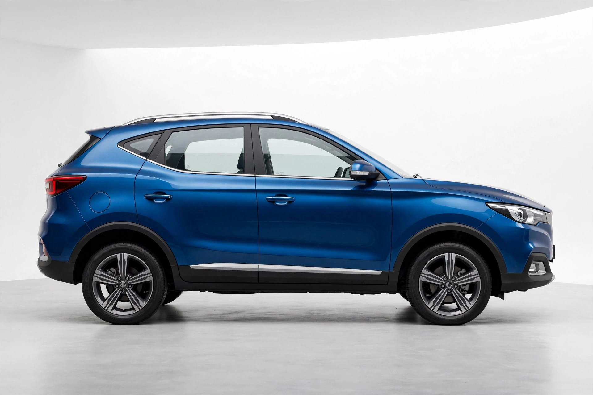 MG ZS 1.5 de gasolina, vista lateral