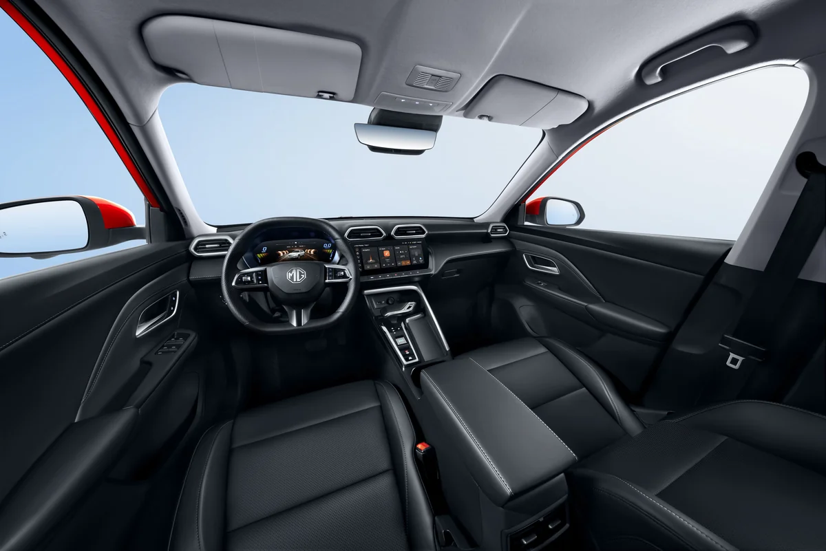 Salpicadero y pantalla del MG ZS Hybrid+