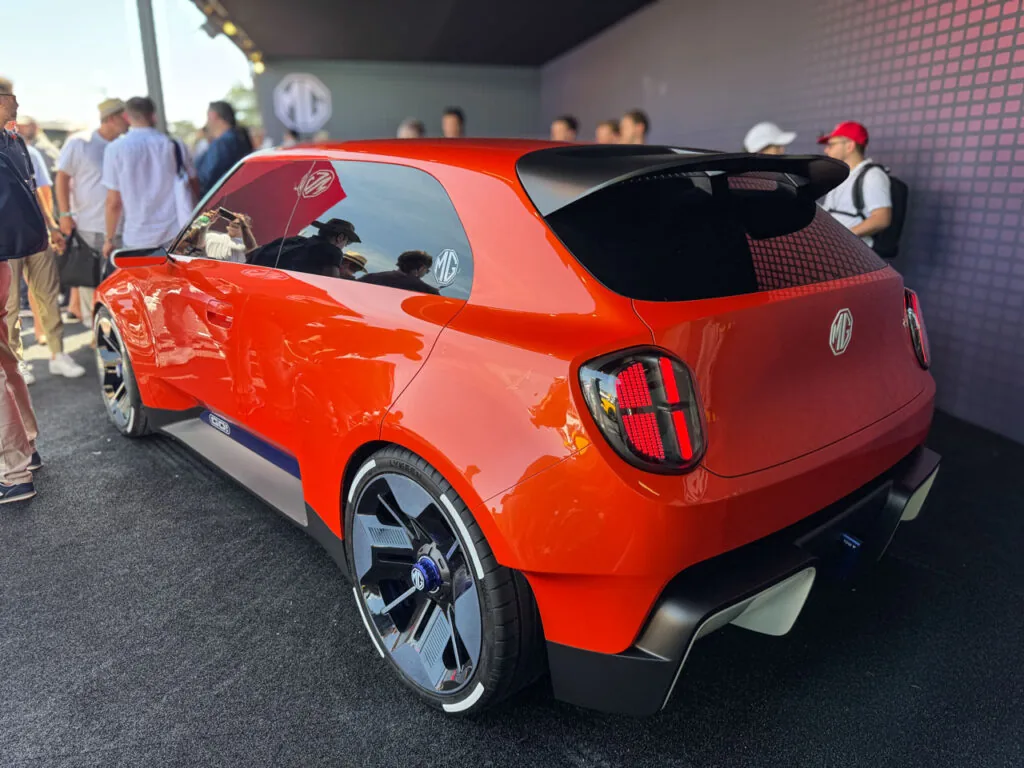 MG Go concept, adelanto del futuro MG2 eléctrico, vista trasera en Goodwood