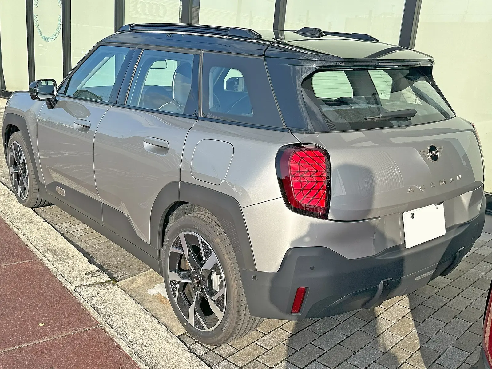 MINI Aceman E