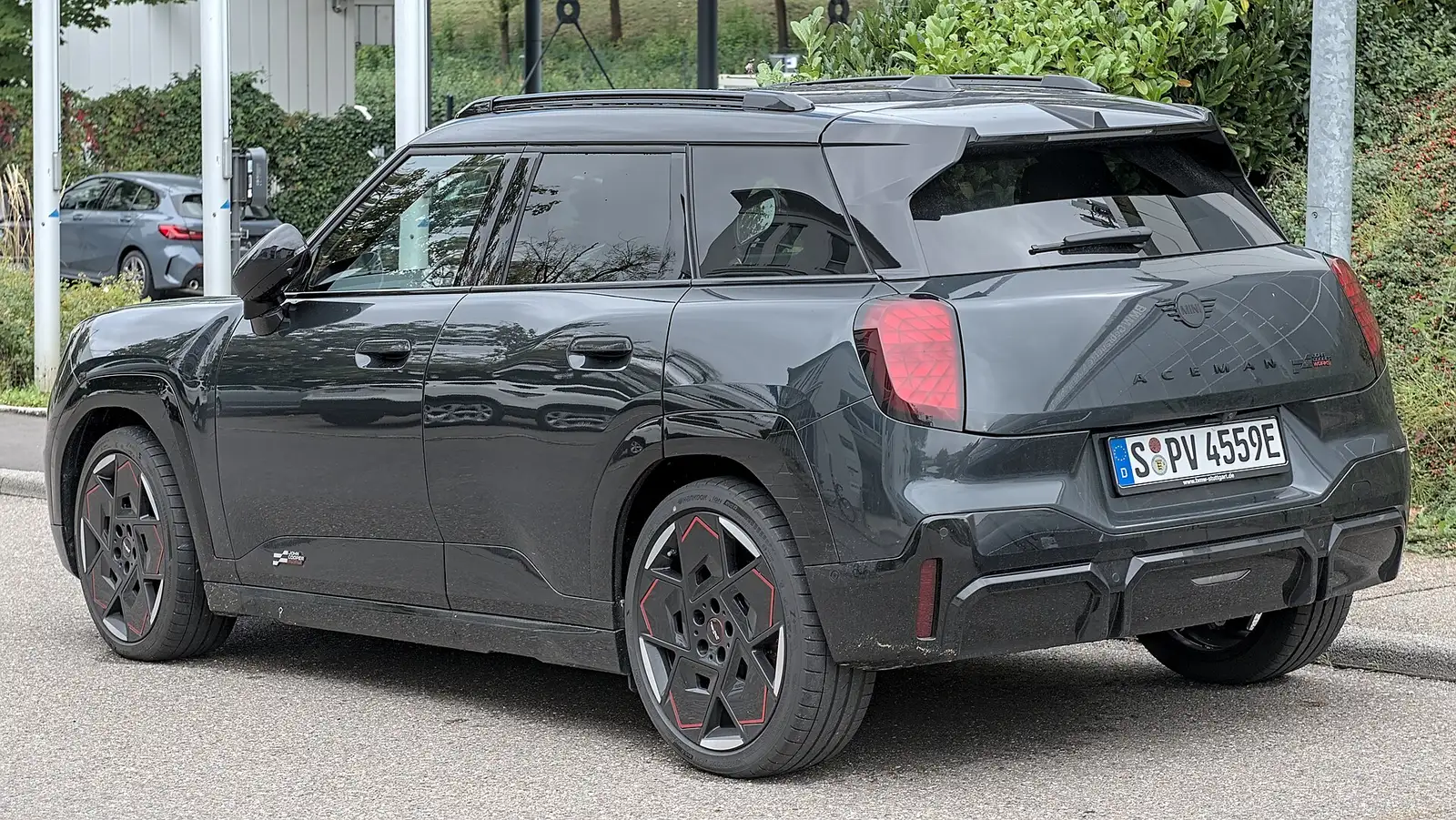 MINI Aceman JCW E