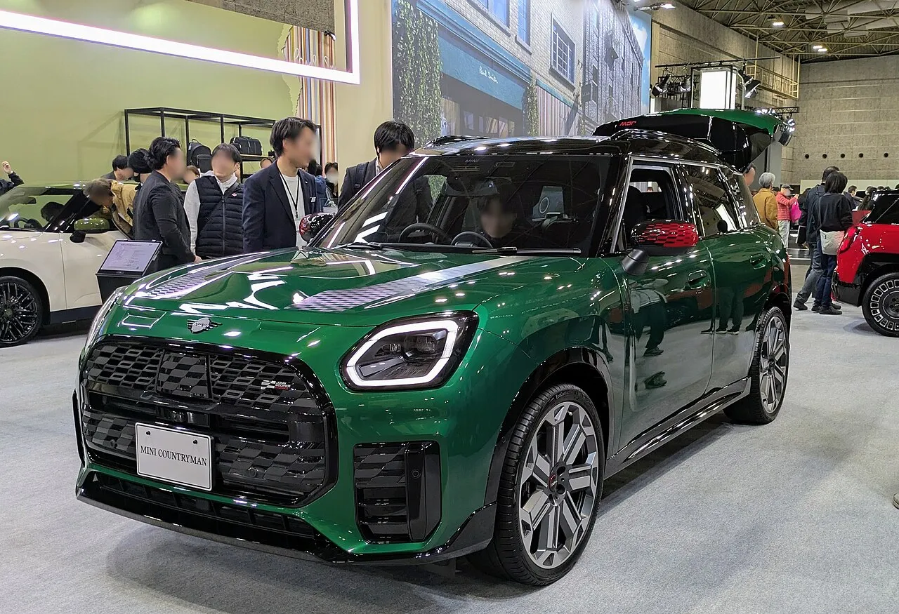 MINI Countryman S ALL4, vista dinámica del SUV