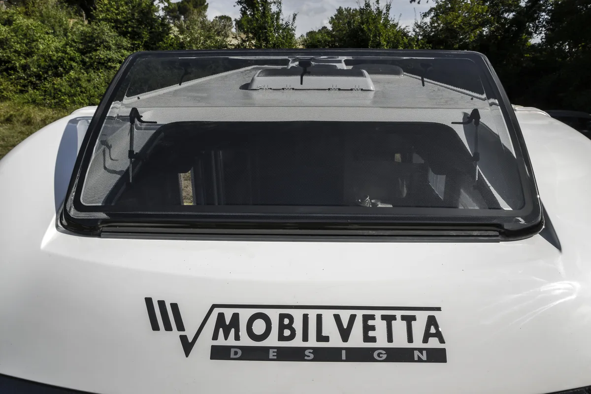 Foto oficial de la Mobilvetta K-Yacht Tekno Line 86