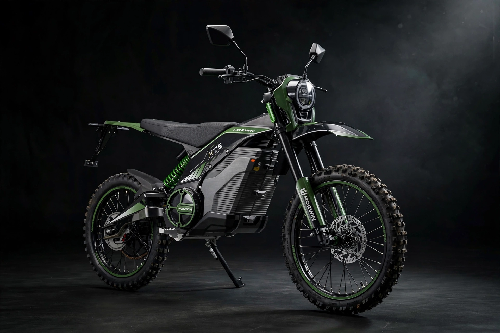 Horwin HT5 R 2025 moto off-road eléctrica en estudio