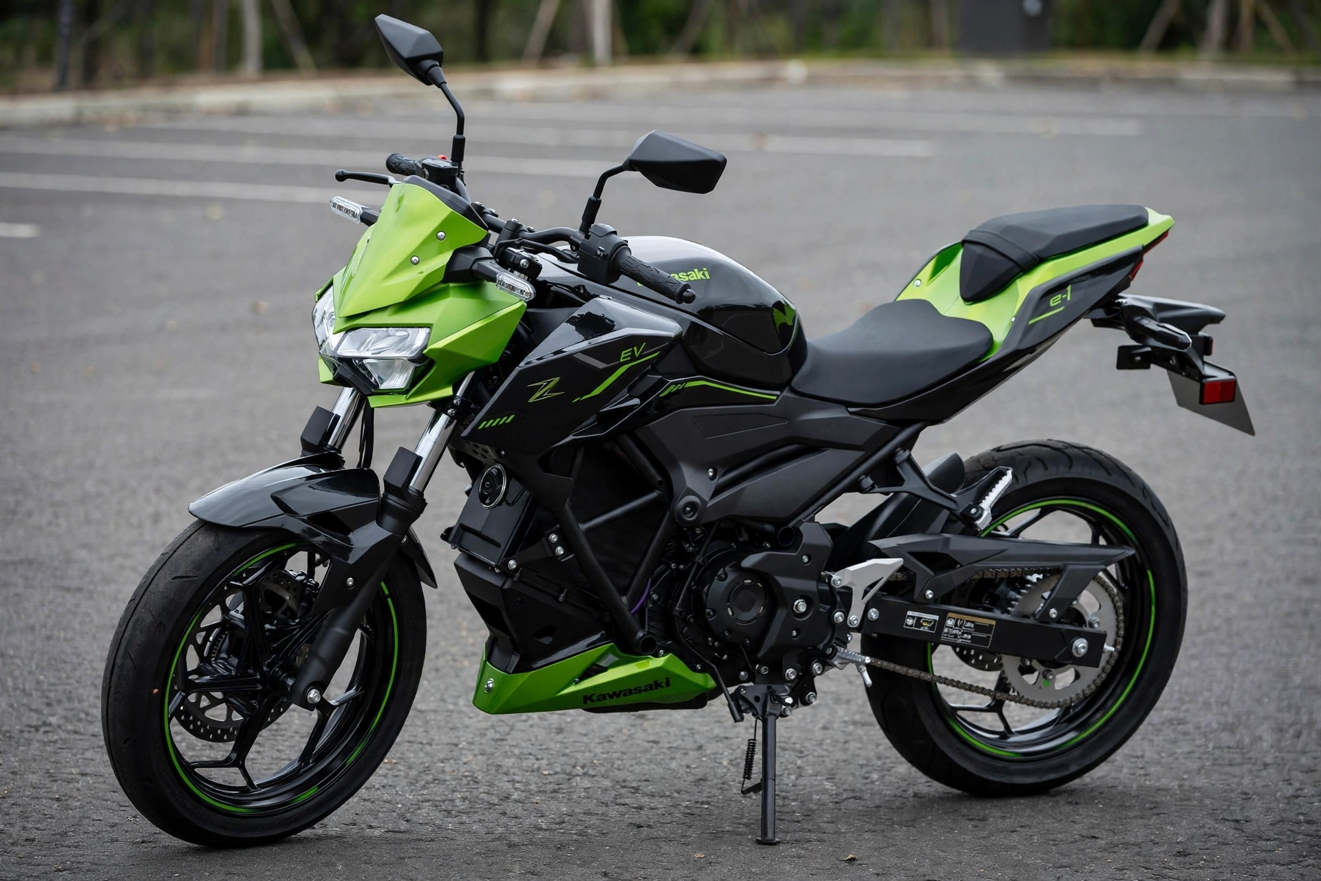 Kawasaki Z e-1 2024 verde eléctrica naked