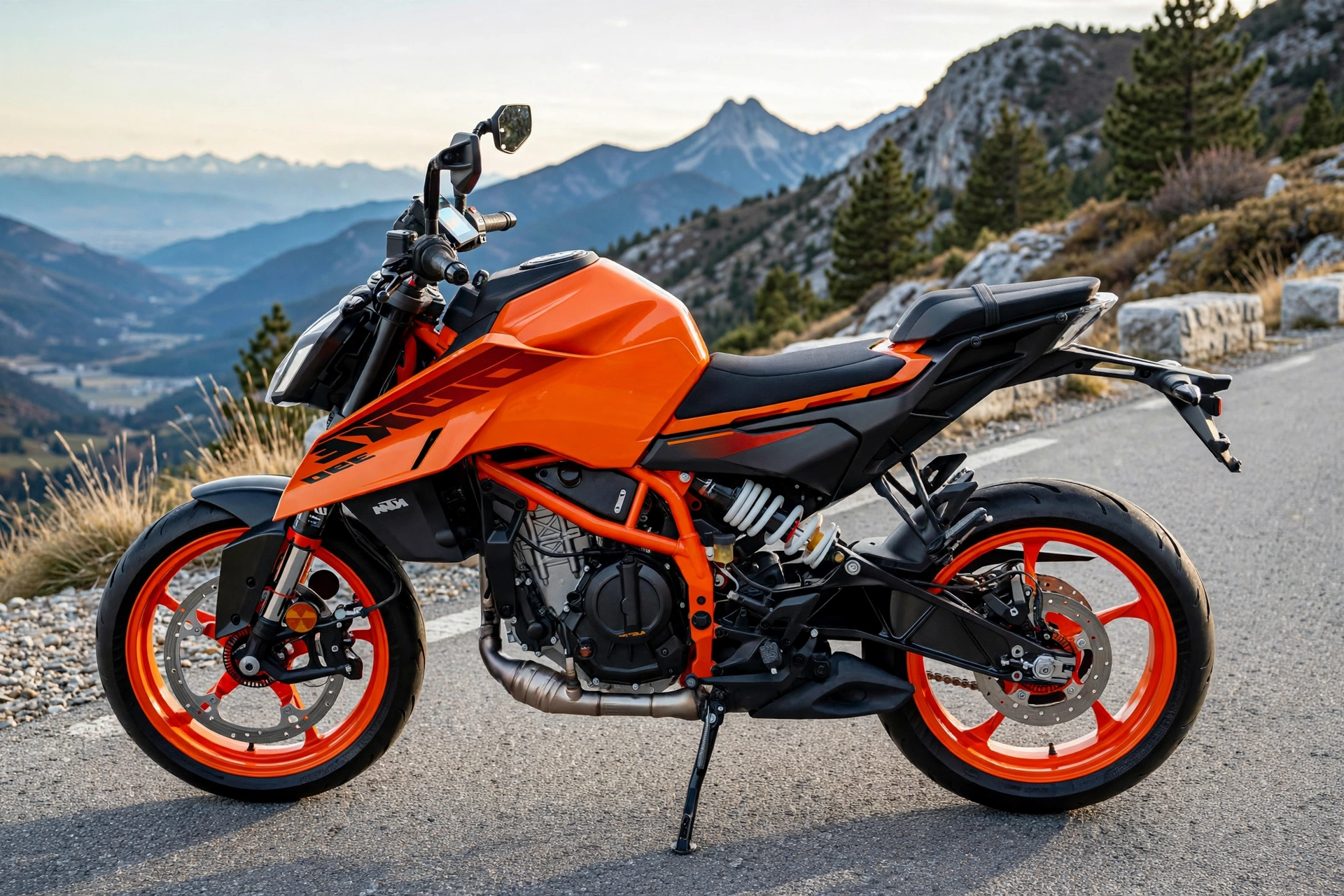KTM 390 Duke 2024, vista lateral del chasis multitubular