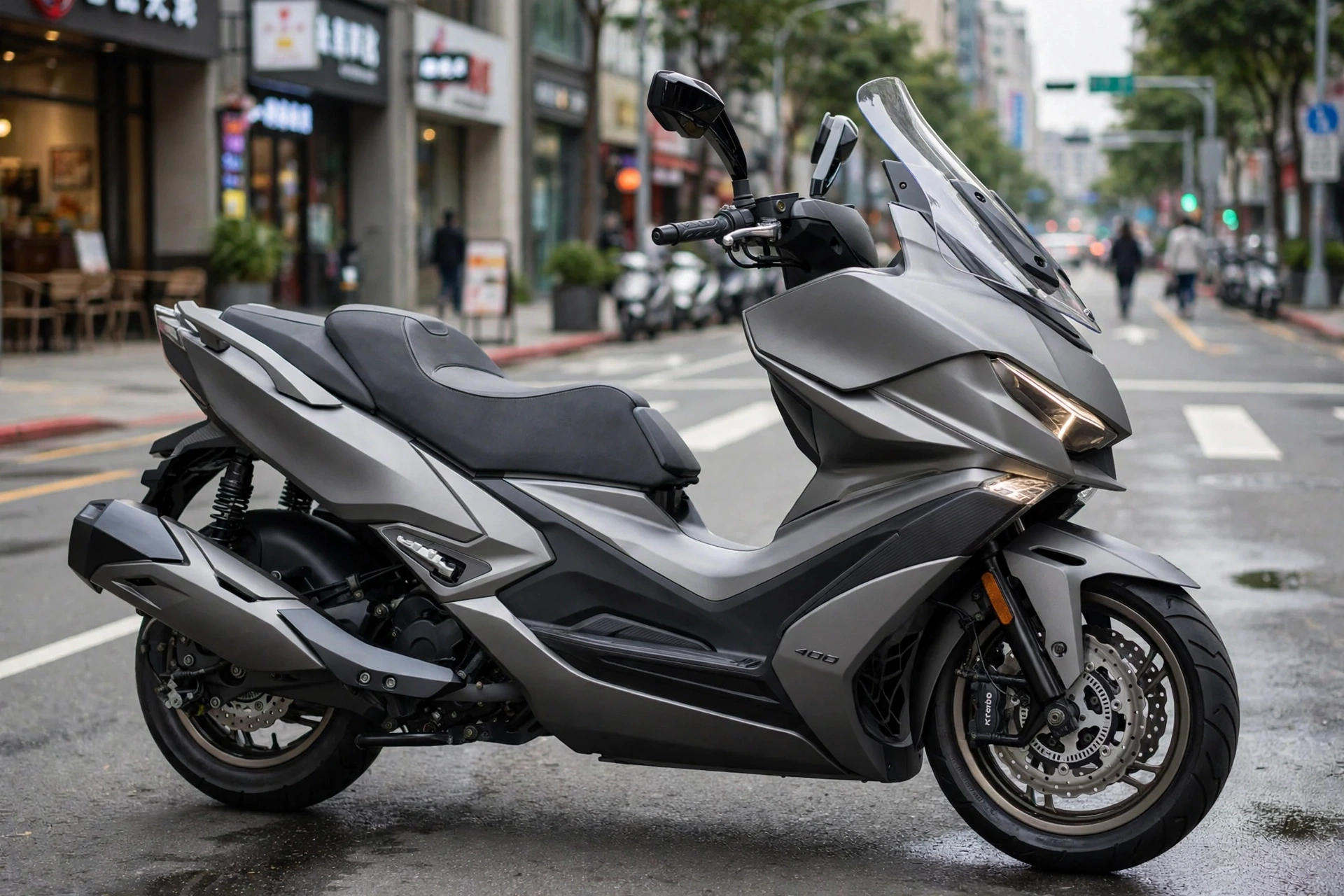 Kymco Xciting VS 400 en carretera