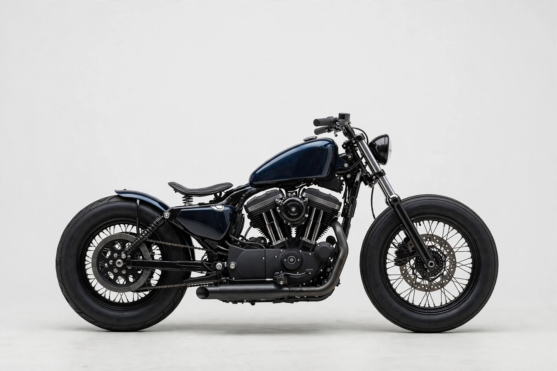 Macbor Eight Mile 500 Street 2024, vista lateral custom