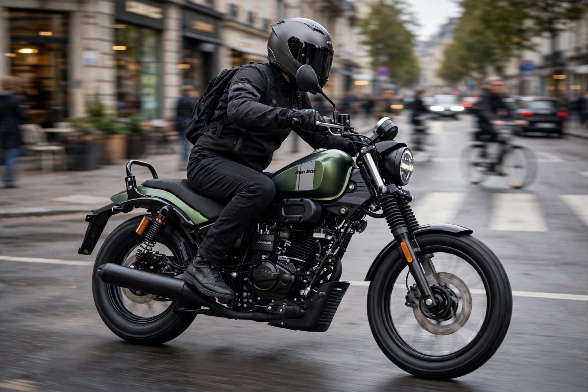 Macbor Rockster 125 EVO 2025 en ciudad