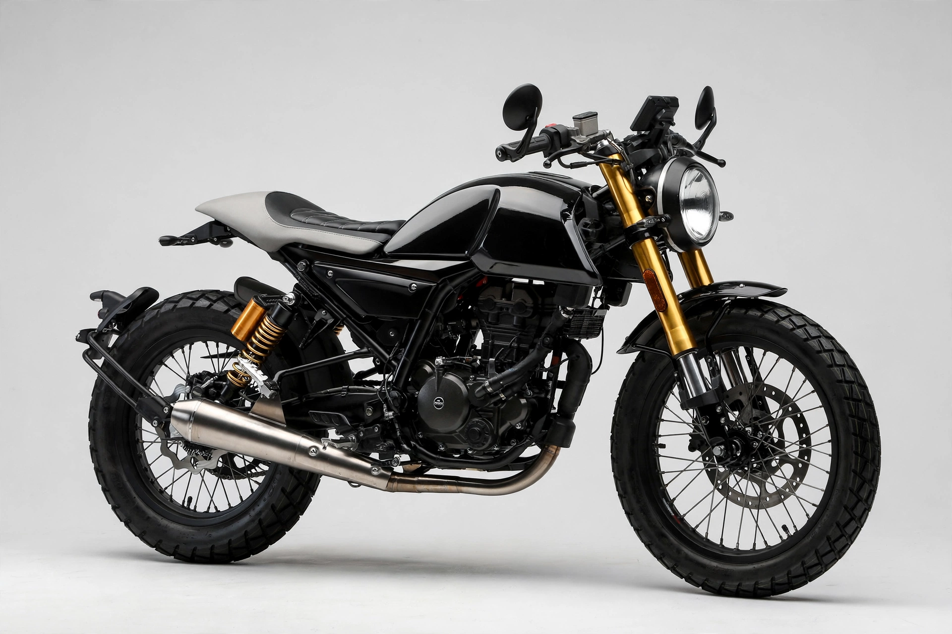 Mondial HPS 125 2024 en color negro, vista lateral café racer