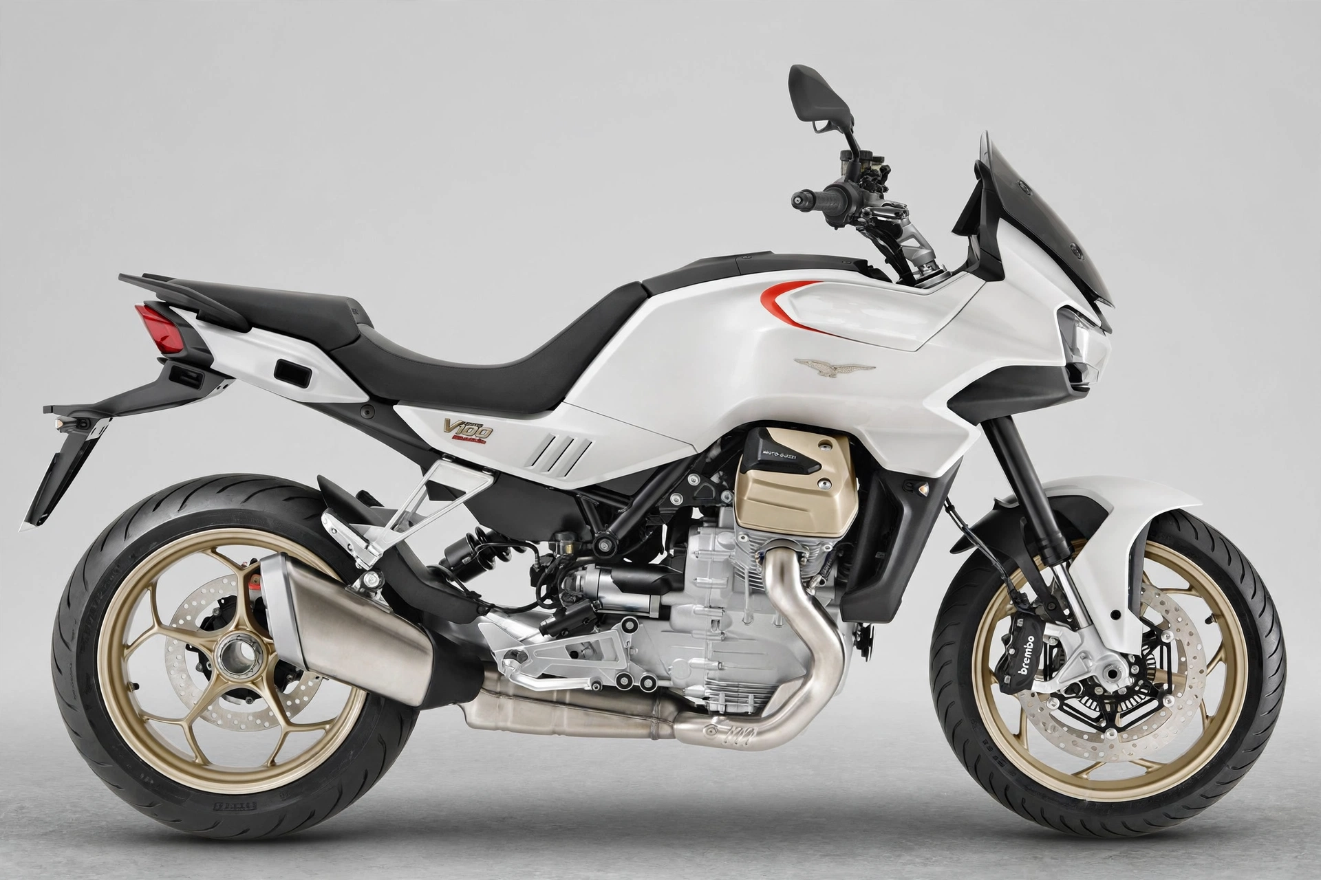 Moto Guzzi V100 Mandello 2024, vista lateral