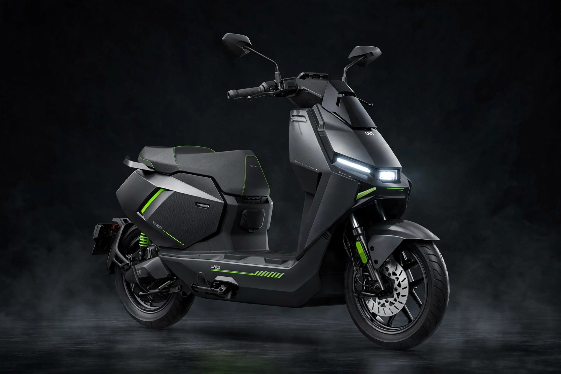 NIU FQiX 300 2026 scooter eléctrico en estudio
