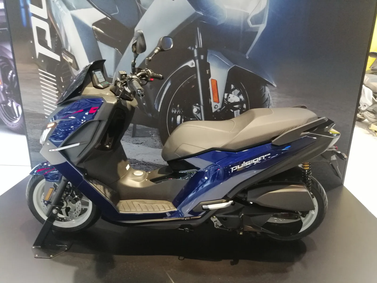 Foto oficial de la Peugeot Pulsion EVO 125