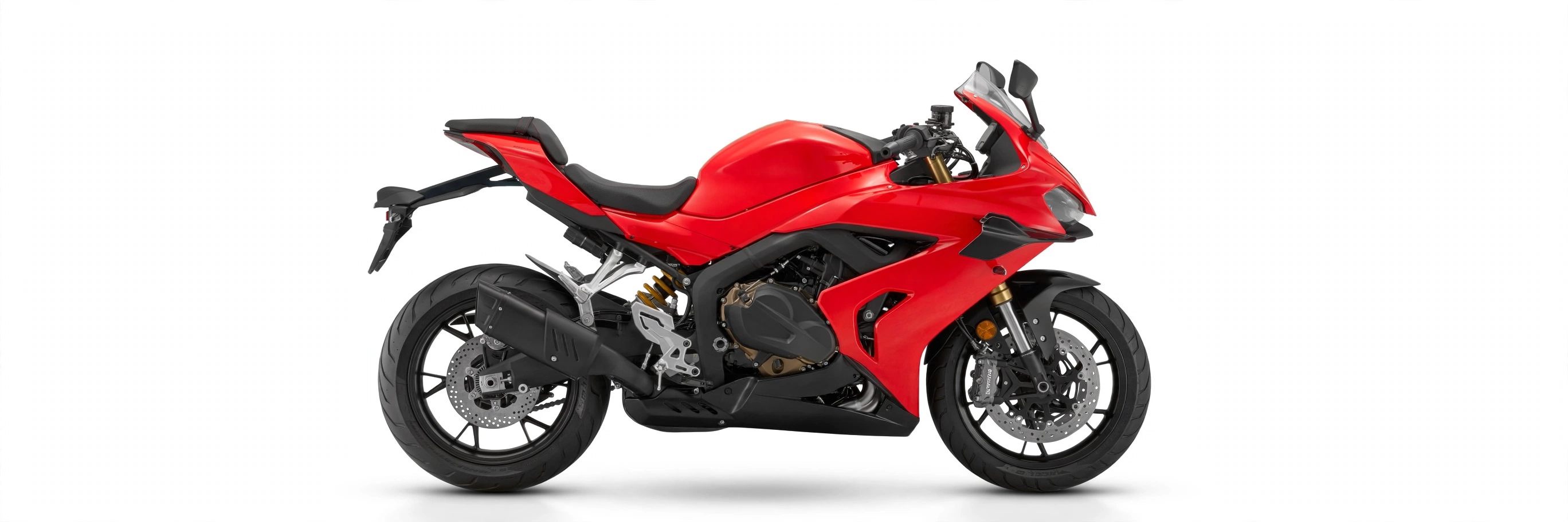 QJMotor SRK 800 RR 2026, vista lateral del carenado deportivo