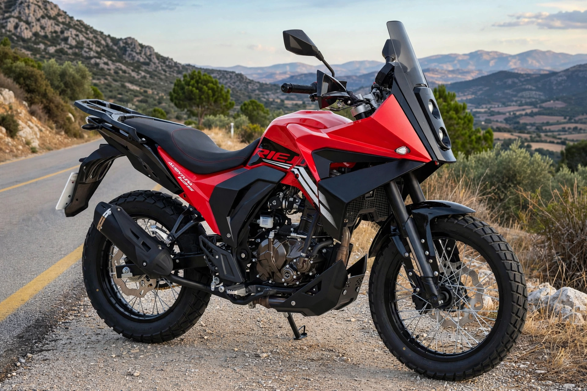 Foto oficial de la Rieju Aventura 125