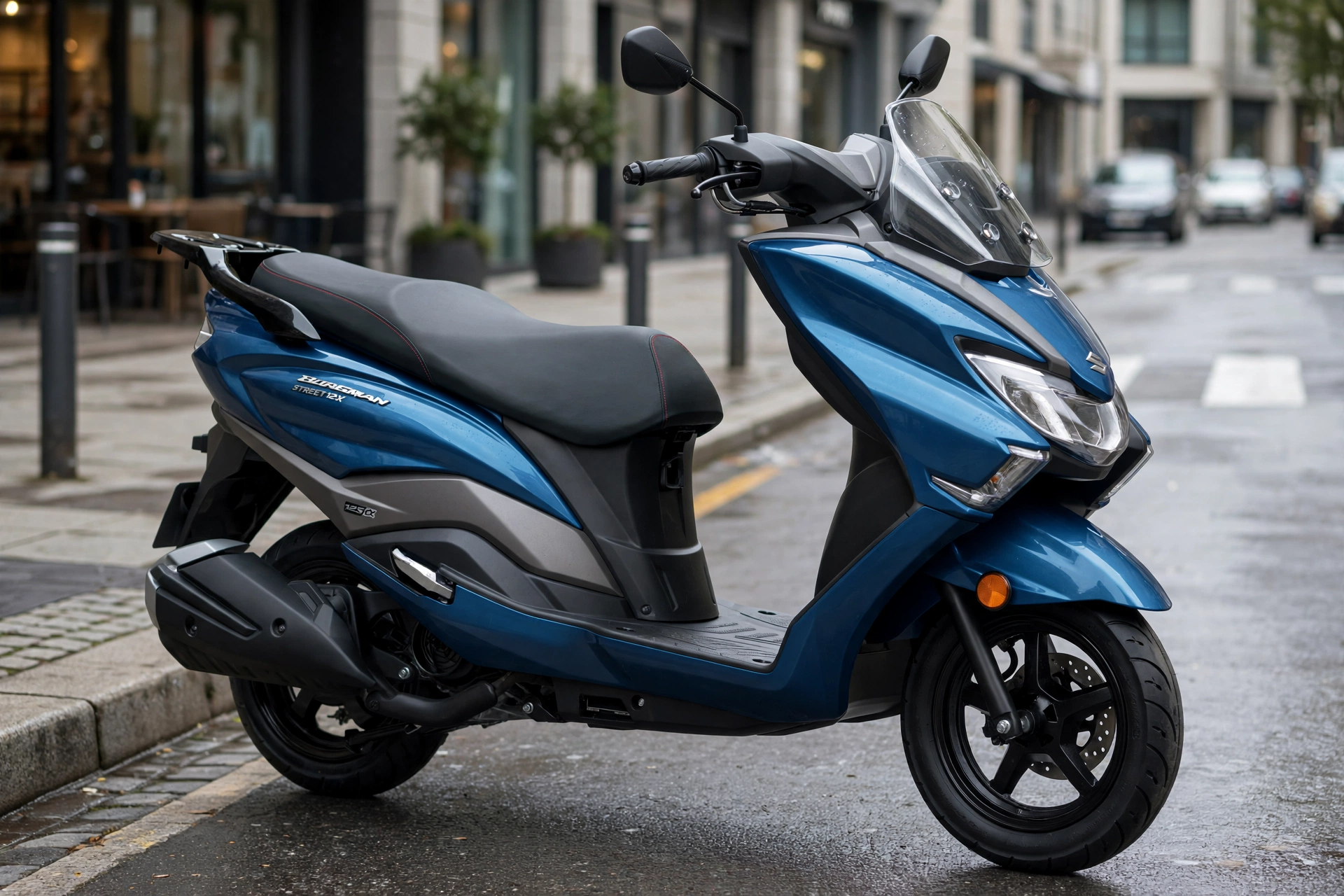Suzuki Burgman Street 125EX 2025 en tres cuartos