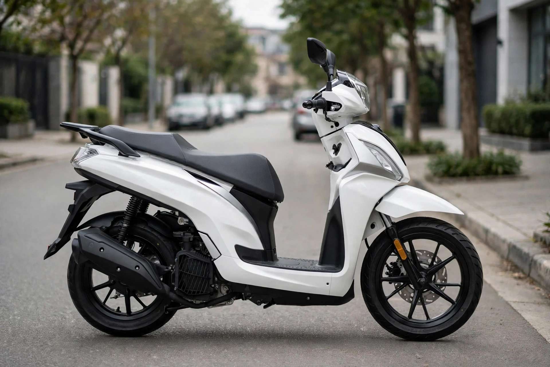 SYM Symphony ST 125, vista lateral