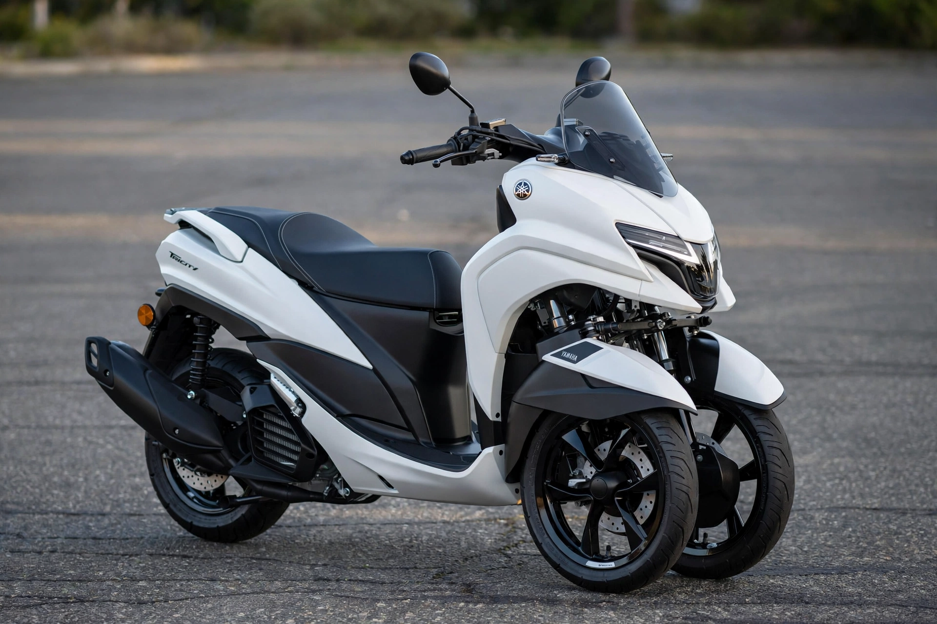 Yamaha Tricity 125 2025 blanco de tres ruedas