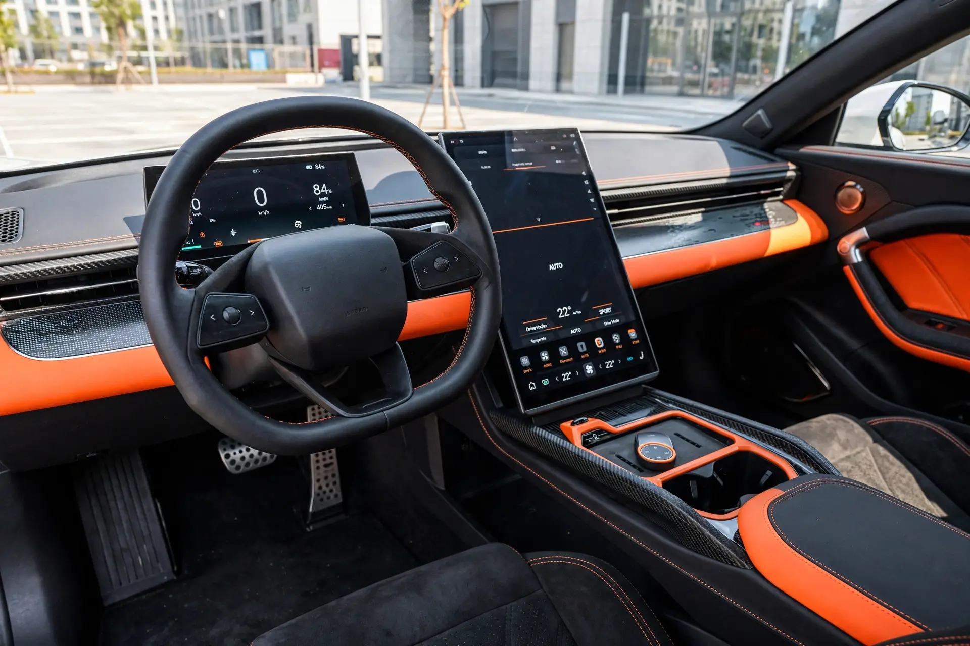 Interior oficial del Neta GT