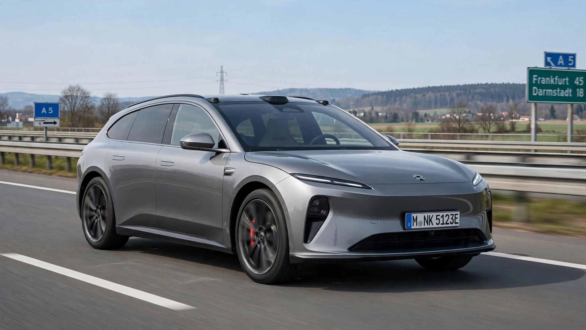 Nio ET5 Touring 2026 familiar eléctrico en carretera