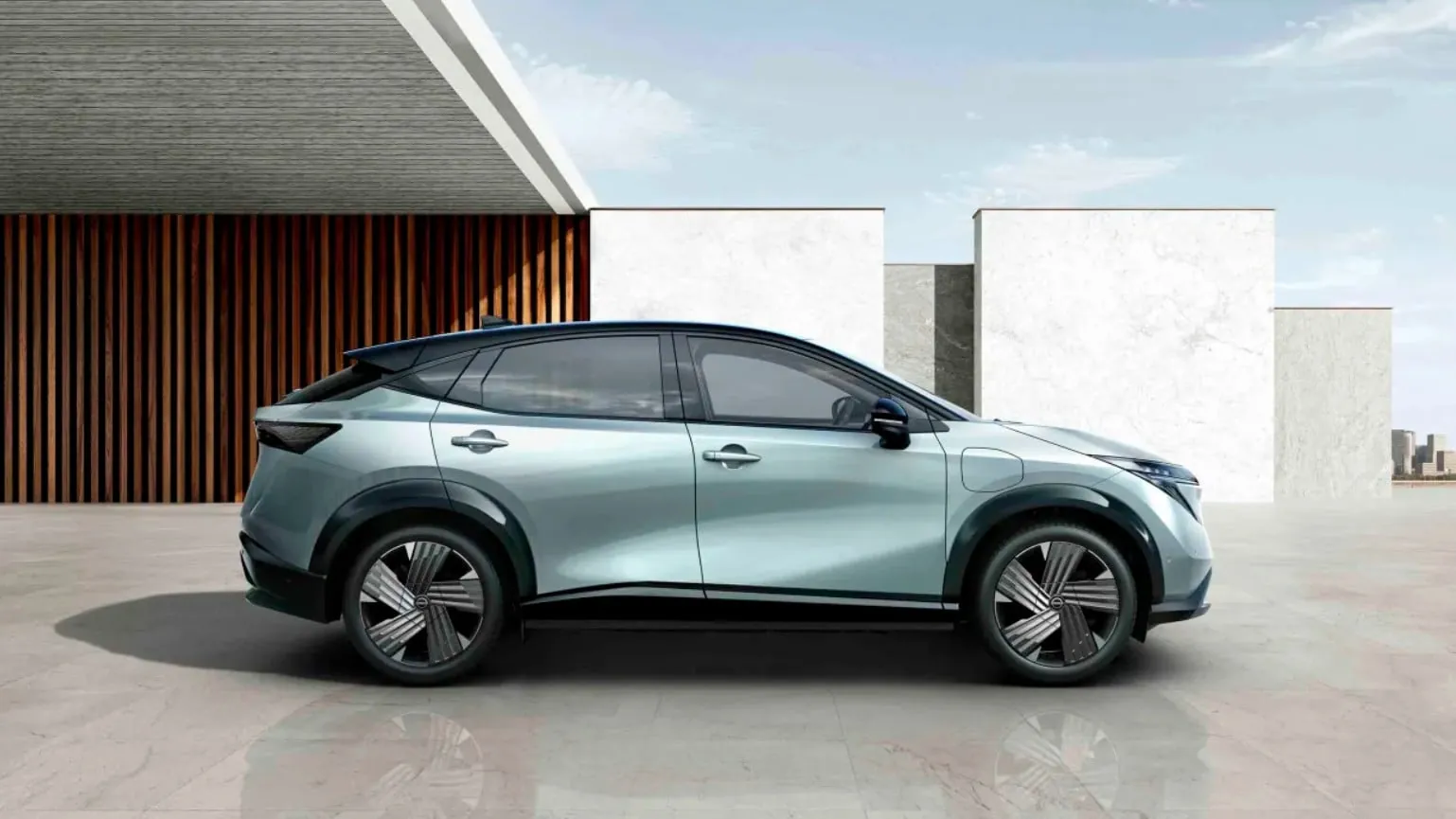 Nissan Ariya 87 kWh 242 2026