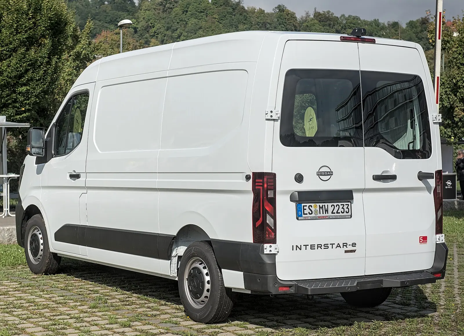 Nissan Interstar-e 2025