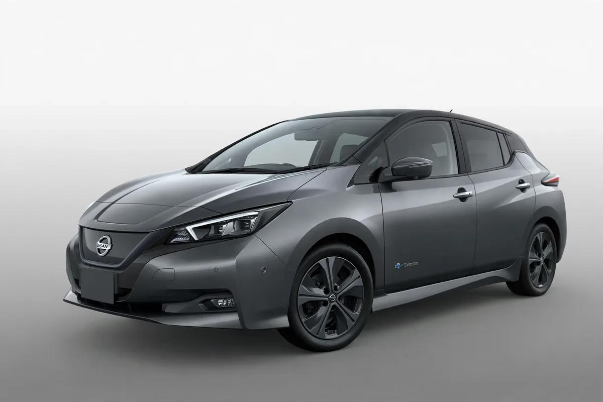 Nissan Leaf e+ eléctrico en carretera