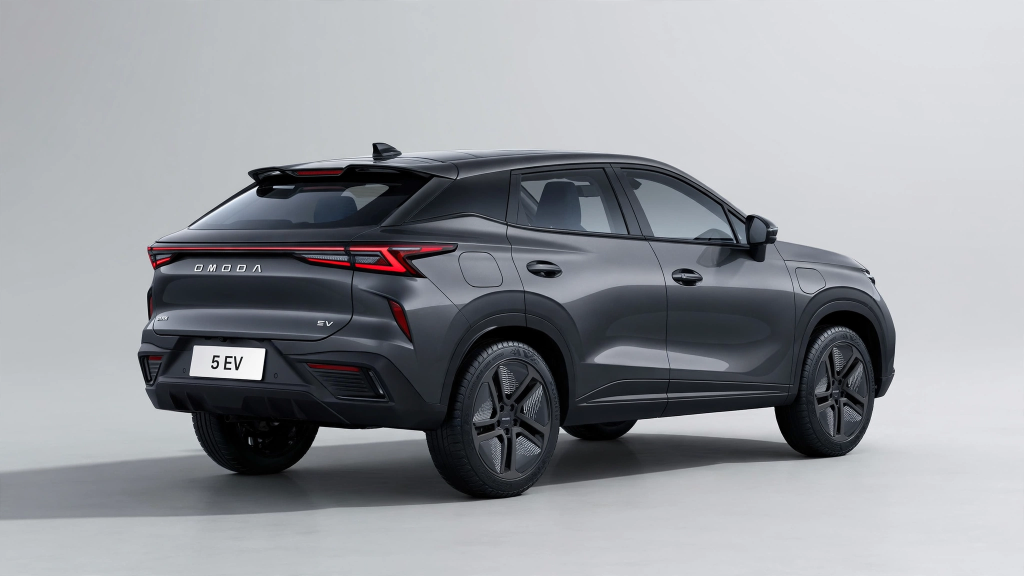 Omoda 5 EV 2025, vista trasera