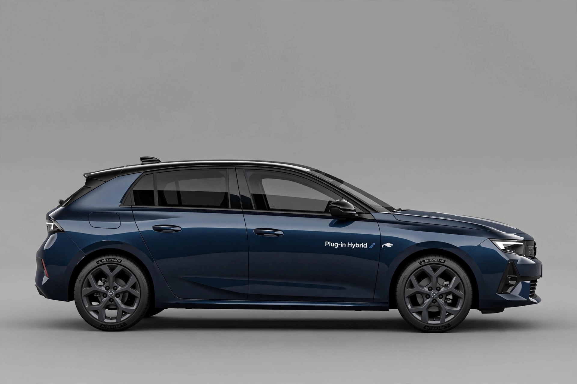 Opel Astra Plug-in Hybrid 196